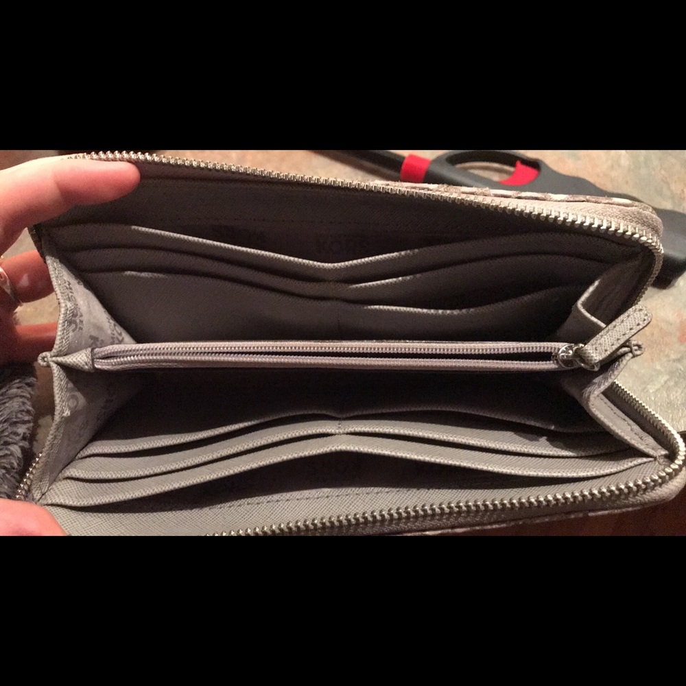 Gray Michael kors wallet